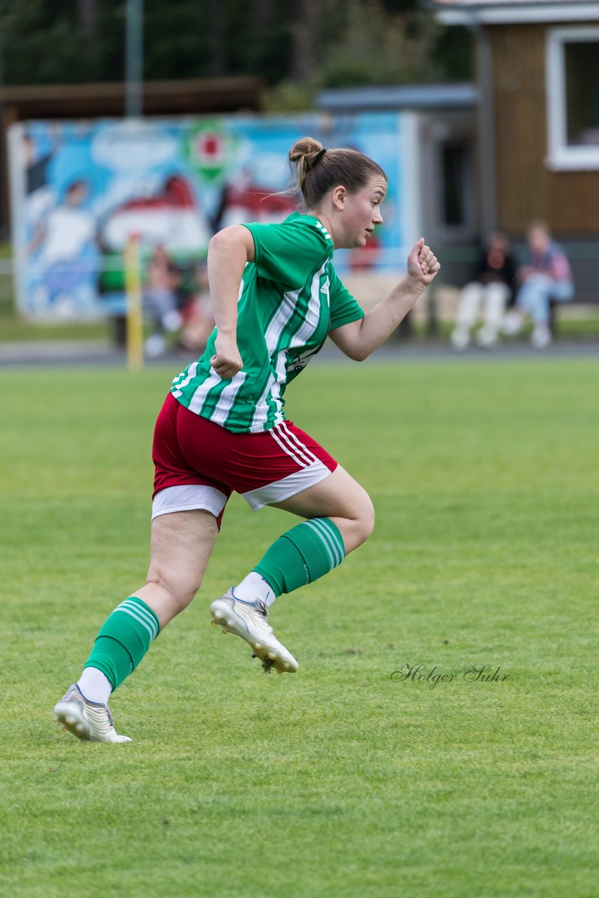 Bild 98 - F SV Boostedt - SV Fortuna St. Juergen : Ergebnis: 2:1